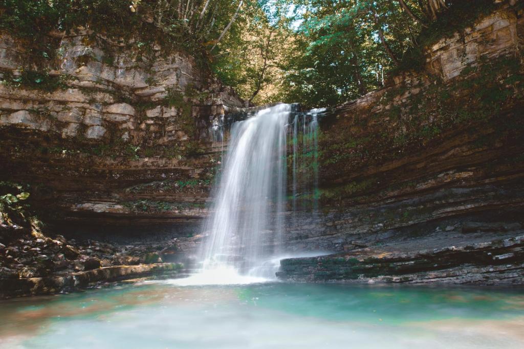 ჩანჩქერი იმერეთში